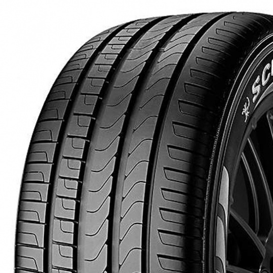 Pirelli Scorpion XL 235/45 R 21 101T
