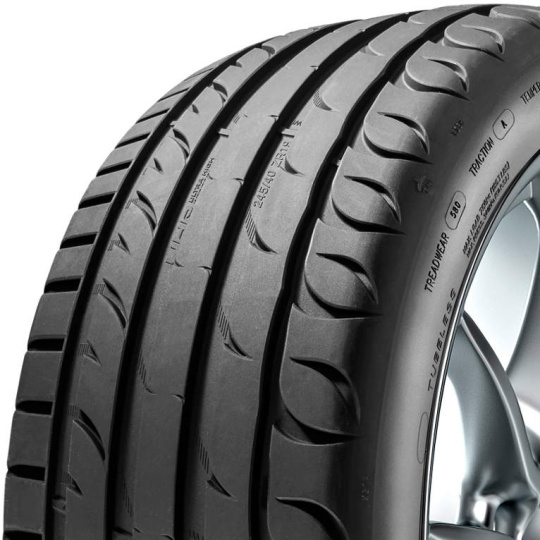 Sebring Ultra High Performance 215/55 R 17 94V